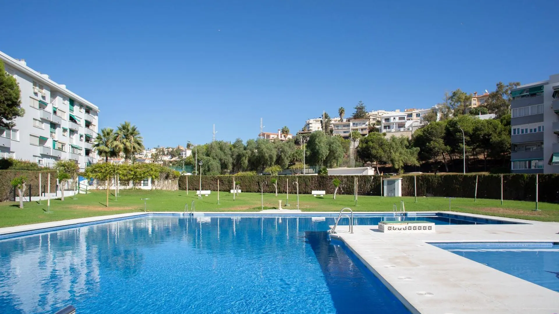 Appartamento Bajo En Primera Linea - Cala Del Moral, Urbanizacion Calaflores La Cala Del Moral Spagna